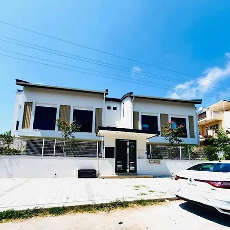 Апартаменты Eine Wunderschone Mit Pool Und Garten *